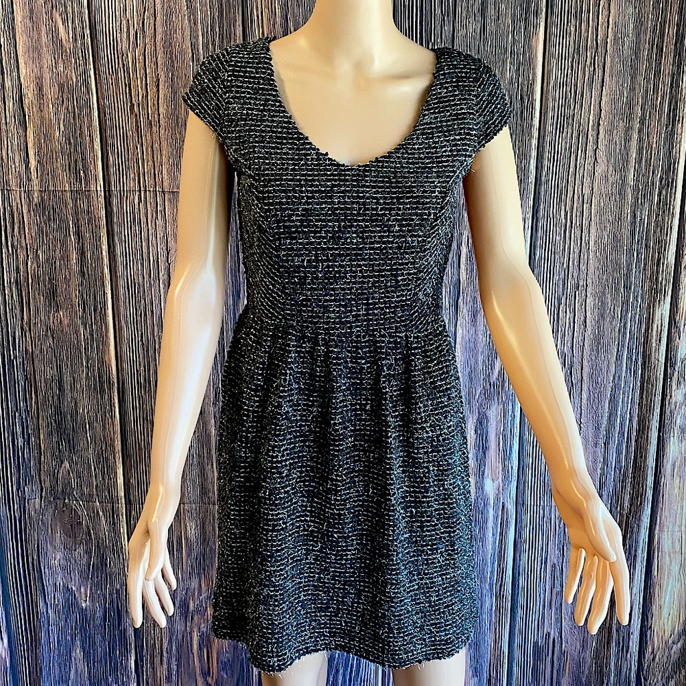 Socialite size Medium black gray grey and silver fun a line dress cocktail